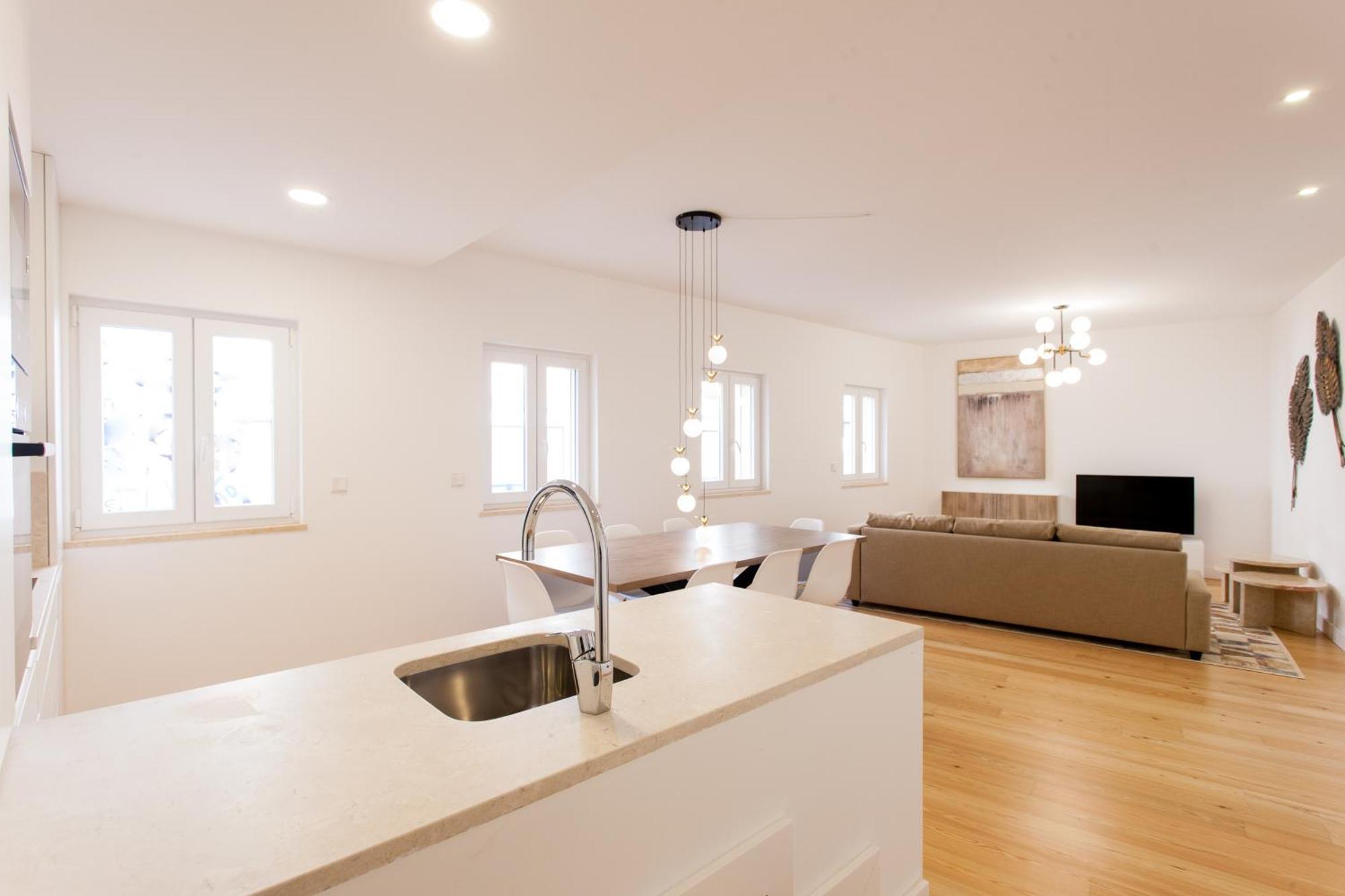 Mouraria Blue Three-Bedroom Apartment W/ Parking - By Lu Holidays Lisboa Dış mekan fotoğraf