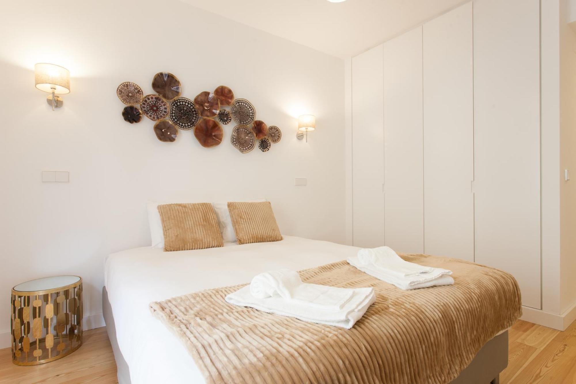 Mouraria Blue Three-Bedroom Apartment W/ Parking - By Lu Holidays Lisboa Dış mekan fotoğraf