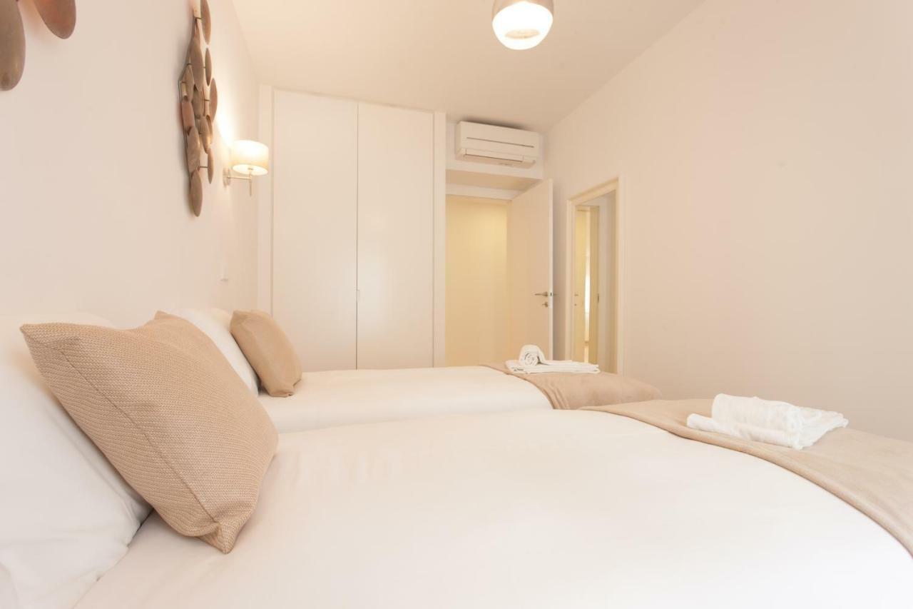 Mouraria Blue Three-Bedroom Apartment W/ Parking - By Lu Holidays Lisboa Dış mekan fotoğraf